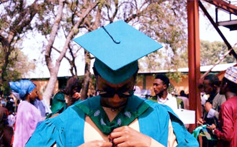 ���î��I(y��)��(g��)�Ը��Ծ���100��