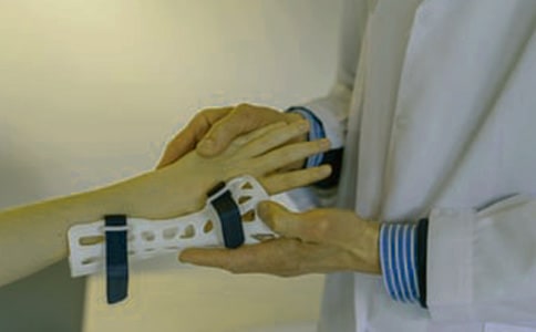 2015“振國(guó)杯”全國(guó)腫瘤患者書畫攝影大展征稿啟事