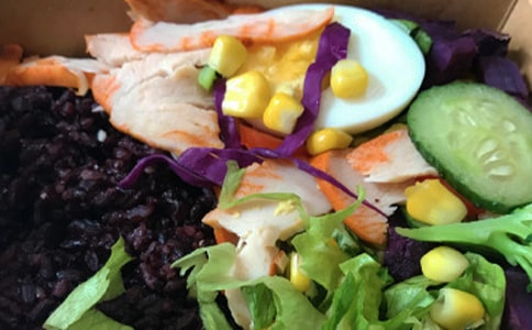 大班健康優(yōu)秀教案及教學(xué)反思《小熊斗怪獸》