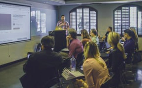 ������Ӗ(x��n)�T���I(y��)����