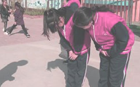 《向生命鞠躬》的教學設(shè)計