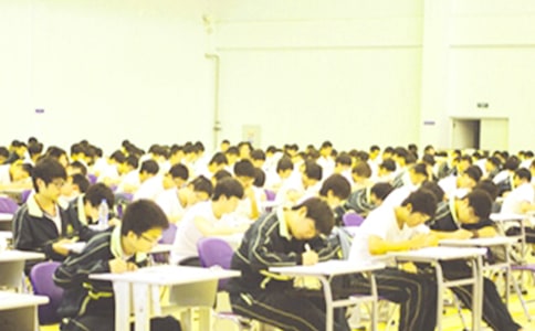 ����Ʒ���\(ch��ng)�ſ�ԇ���Z��4ƪ