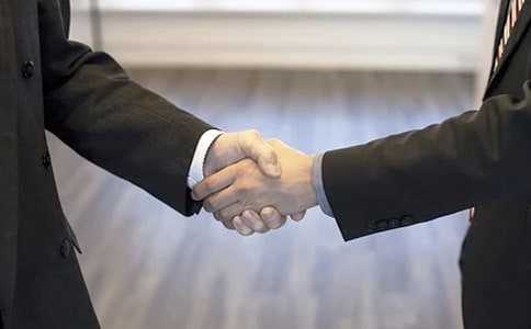 ӭ�͑��M(j��n)��gӭ�~