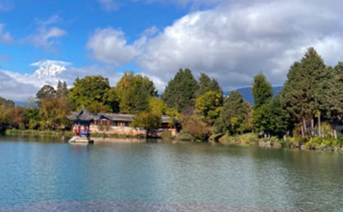 暑假游麗江優(yōu)秀作文