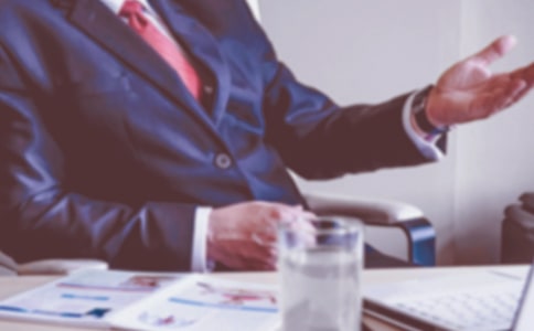 ��˾�I(l��ng)��(d��o)����İl(f��)�Ը壨���x6ƪ��