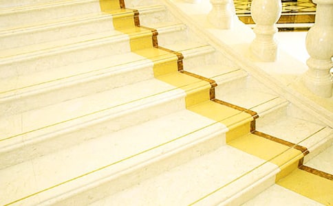 生命的樓梯-1000字