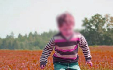 ��x��С���к���һ���и����ģ�ͨ��10ƪ��