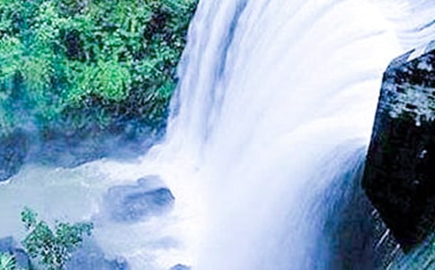 �F���S�����ٲ�400������