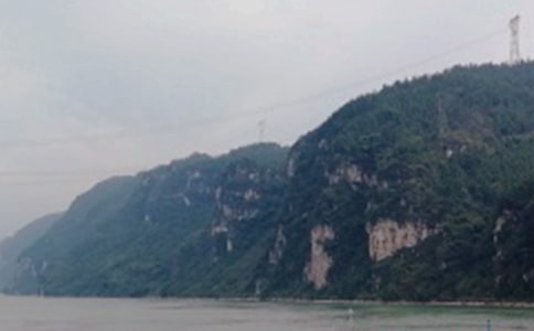 新人教版七年級語文上冊《三峽》教學設計