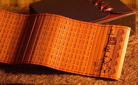 �����A�����ֽ�(j��ng)����300�ּ��\��ƪ