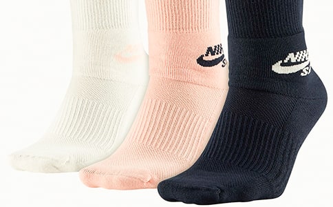 小學(xué)生故事作文:襪子旅行記