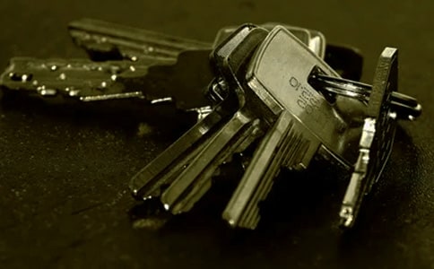 奮斗——理想變成現(xiàn)實的鑰匙作文